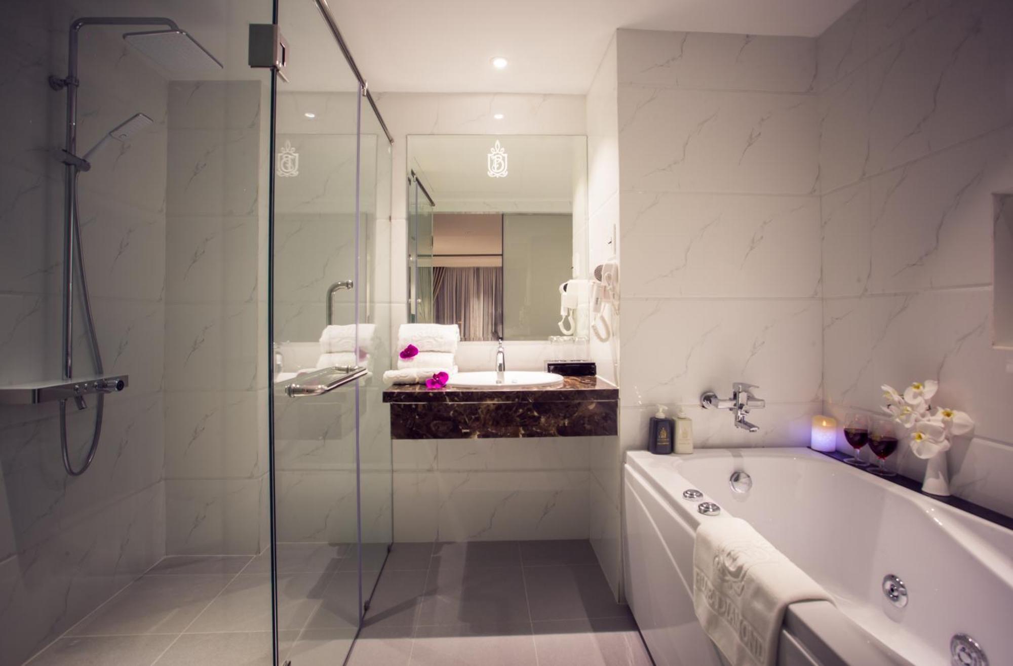 Nicecy Suite Hotel & Spa 호치민 외부 사진
