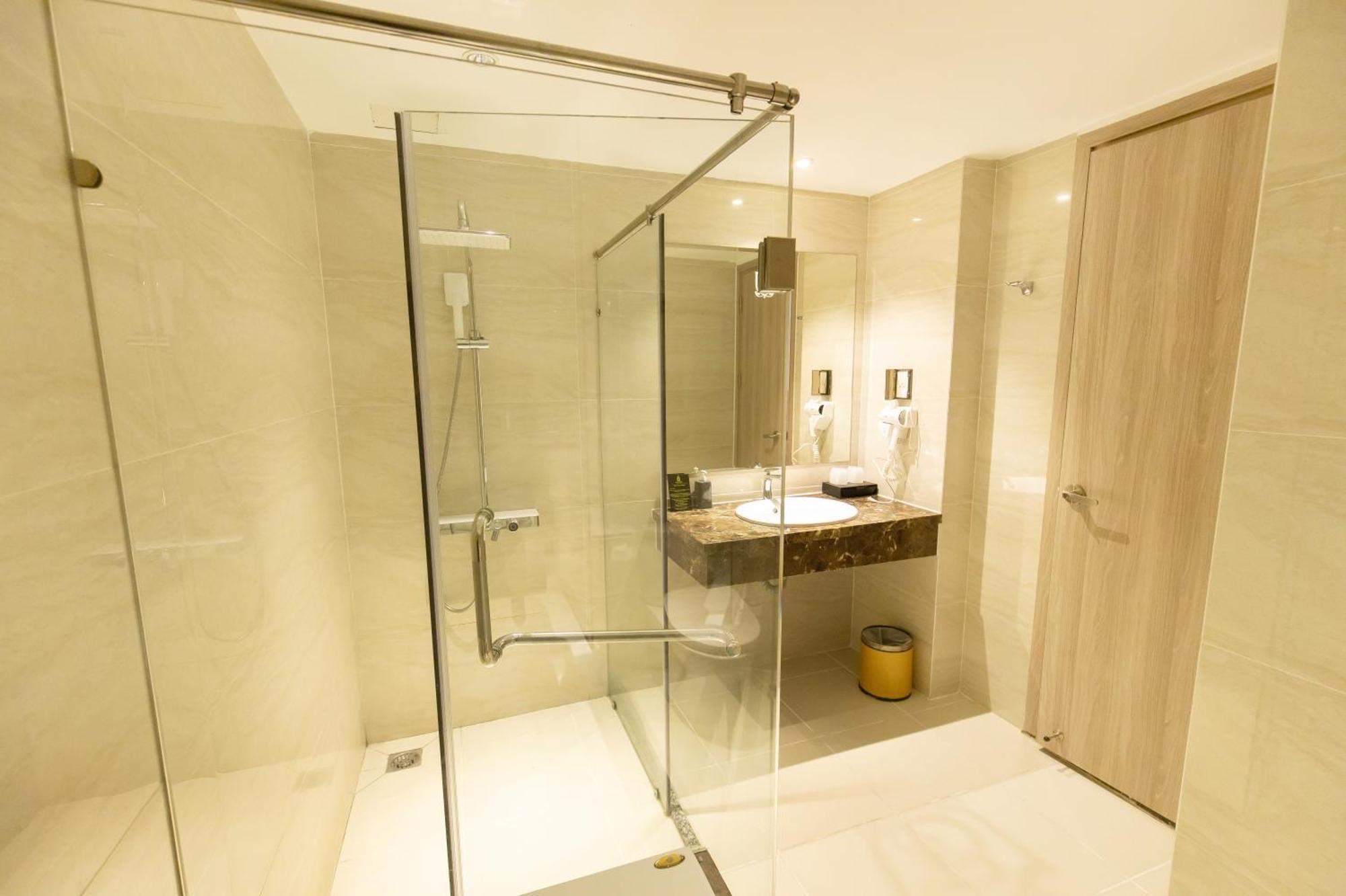 Nicecy Suite Hotel & Spa 호치민 외부 사진